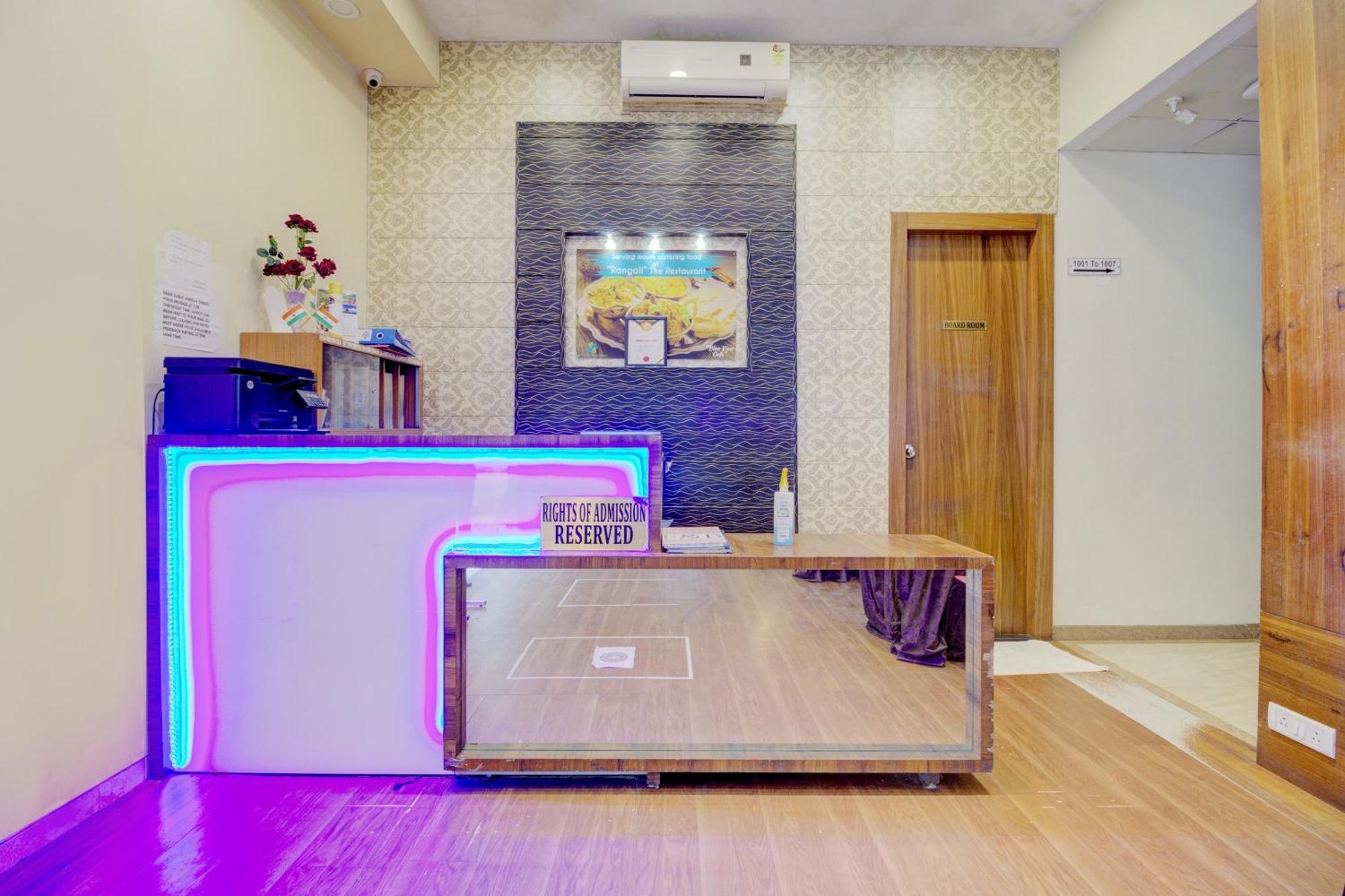 Hotel O Address Inn Мумбаї Екстер'єр фото