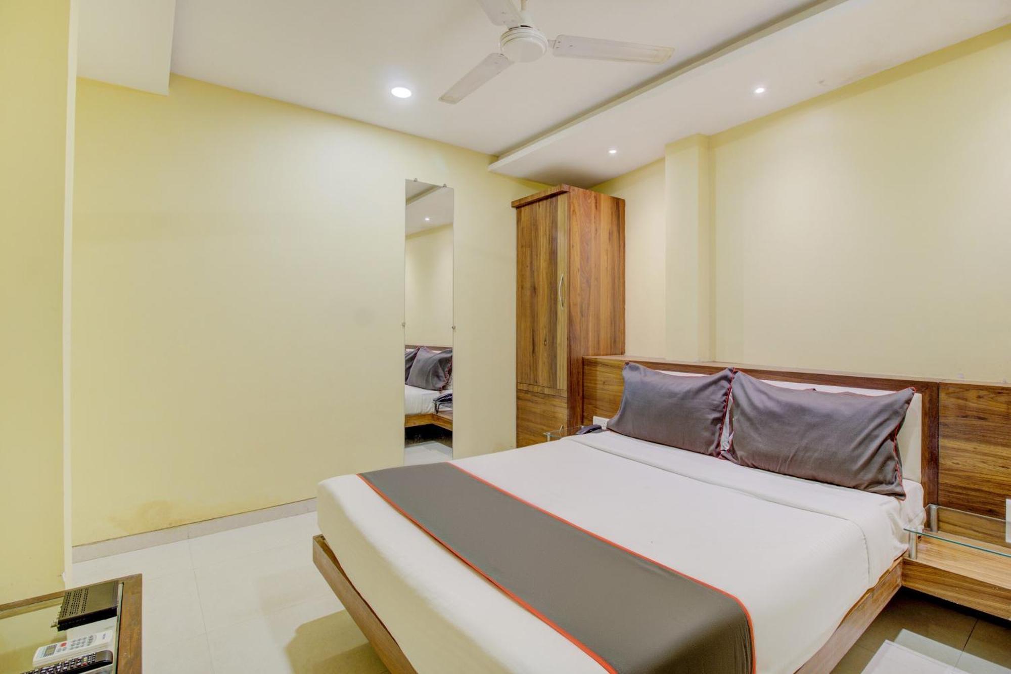 Hotel O Address Inn Мумбаї Екстер'єр фото