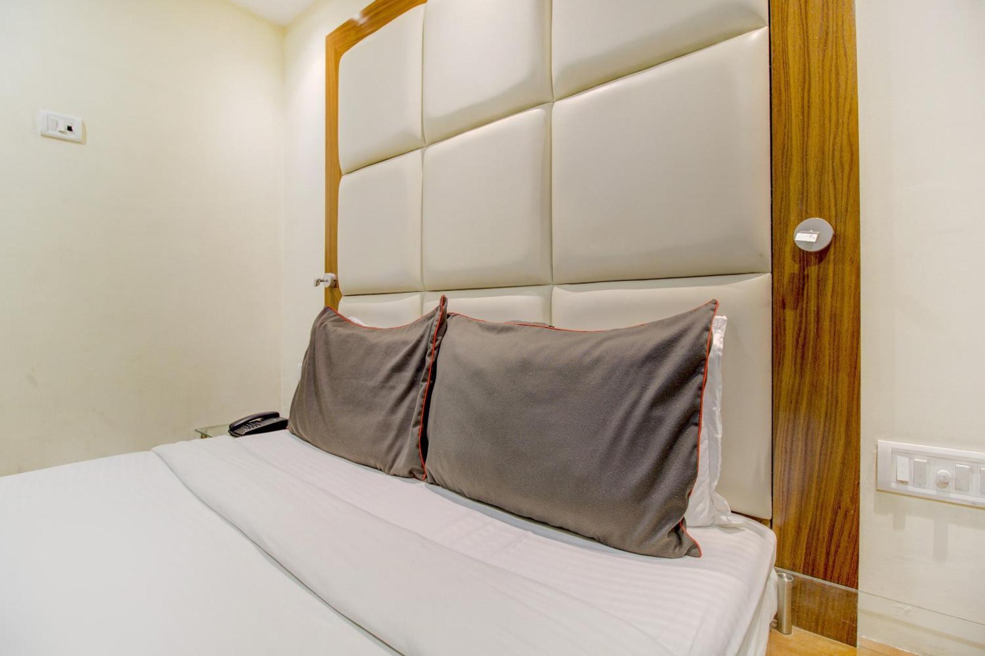 Hotel O Address Inn Мумбаї Екстер'єр фото