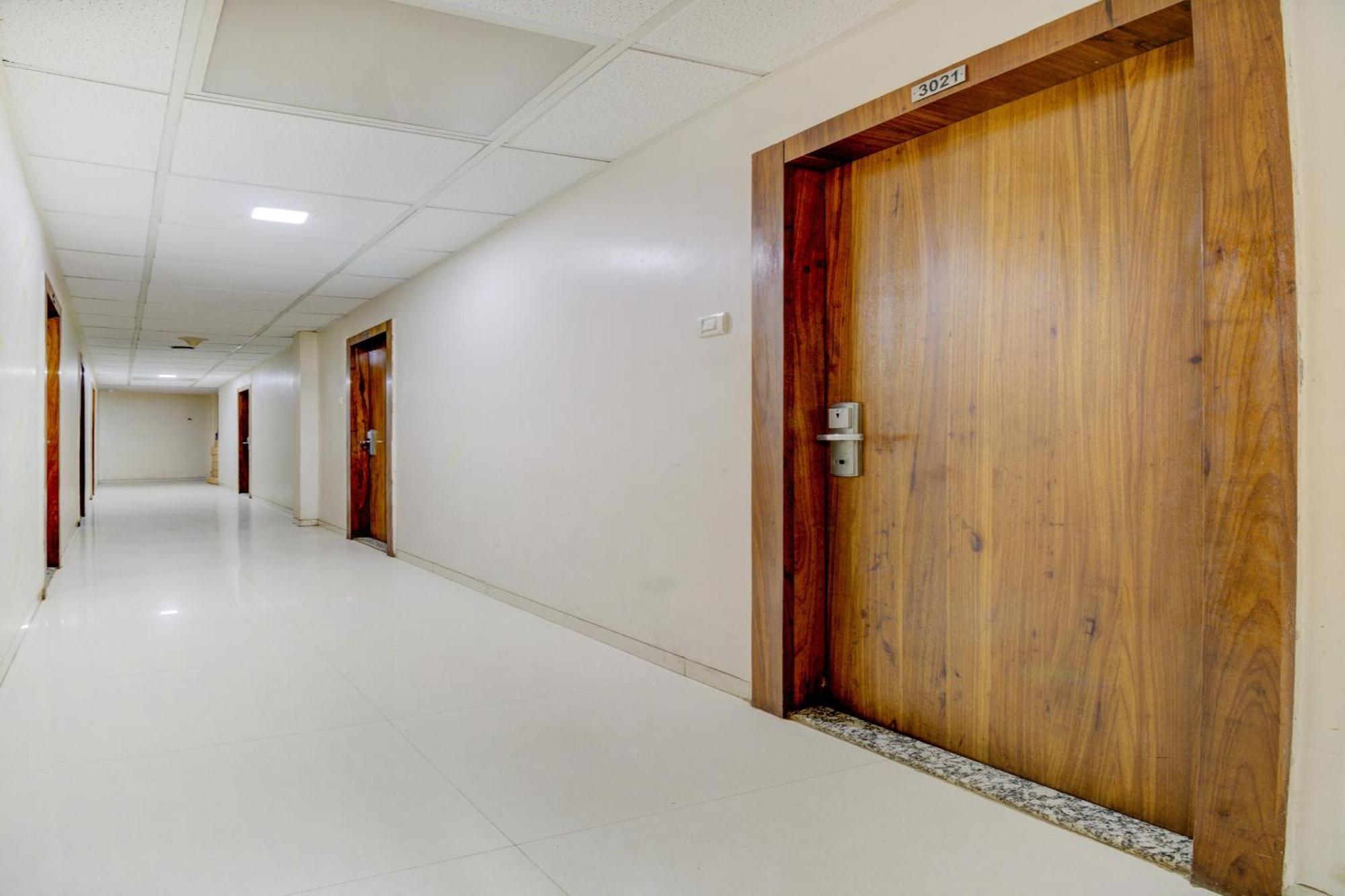 Hotel O Address Inn Мумбаї Екстер'єр фото